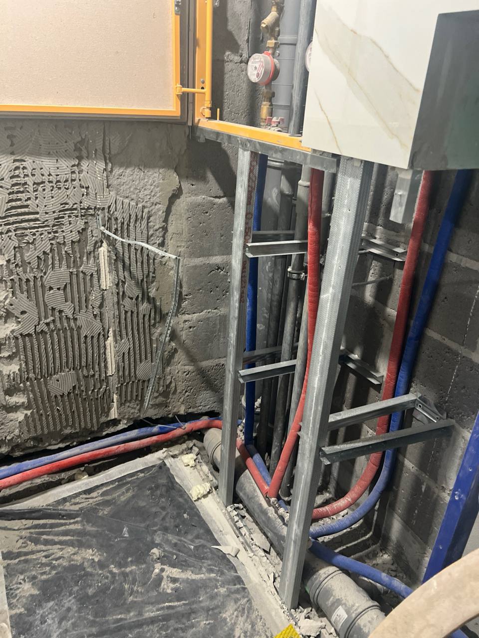 Трехкомнатная квартира 64 м2